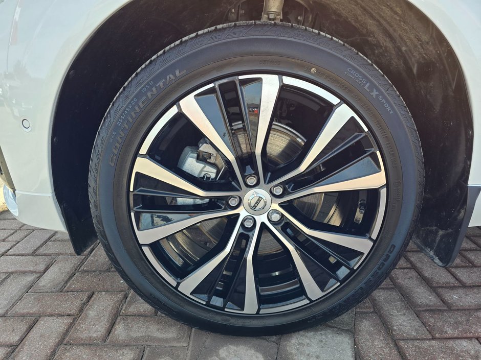 2024 Volvo XC60 PLUS DARK THEME-7