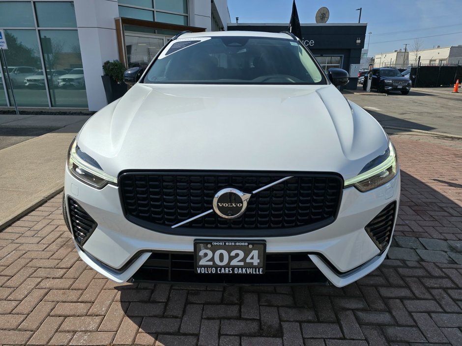 2024 Volvo XC60 PLUS DARK THEME-3