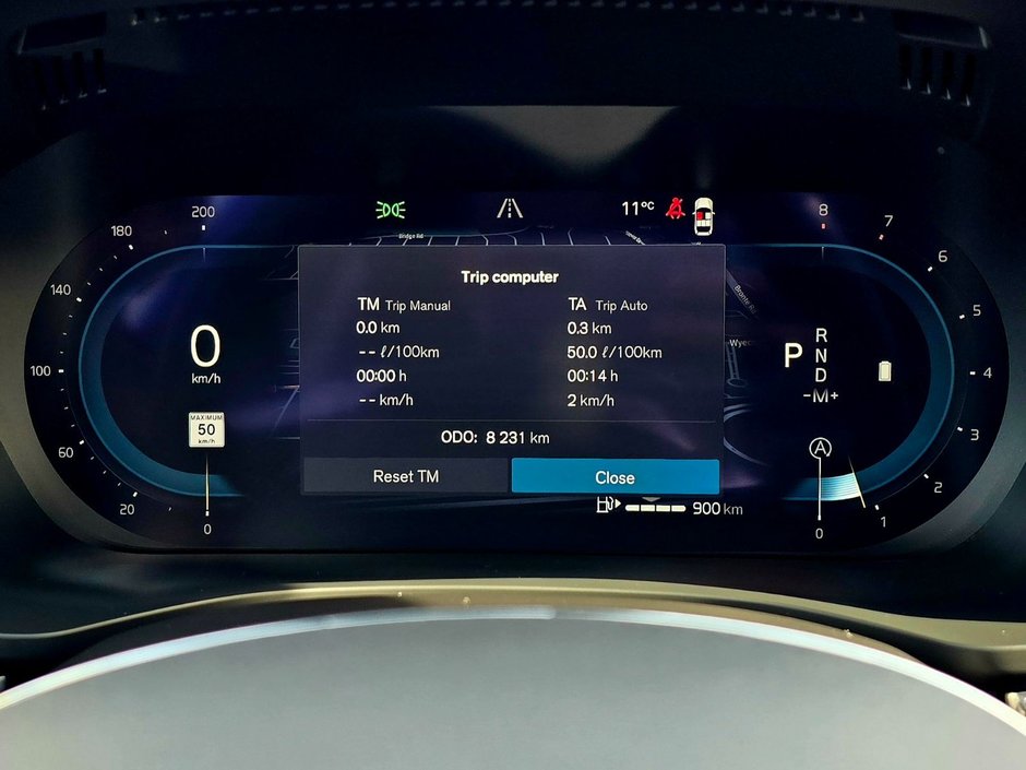 2024 Volvo XC60 PLUS DARK THEME-1