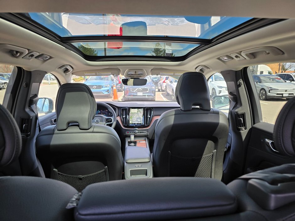 2024 Volvo XC60 PLUS DARK THEME-6
