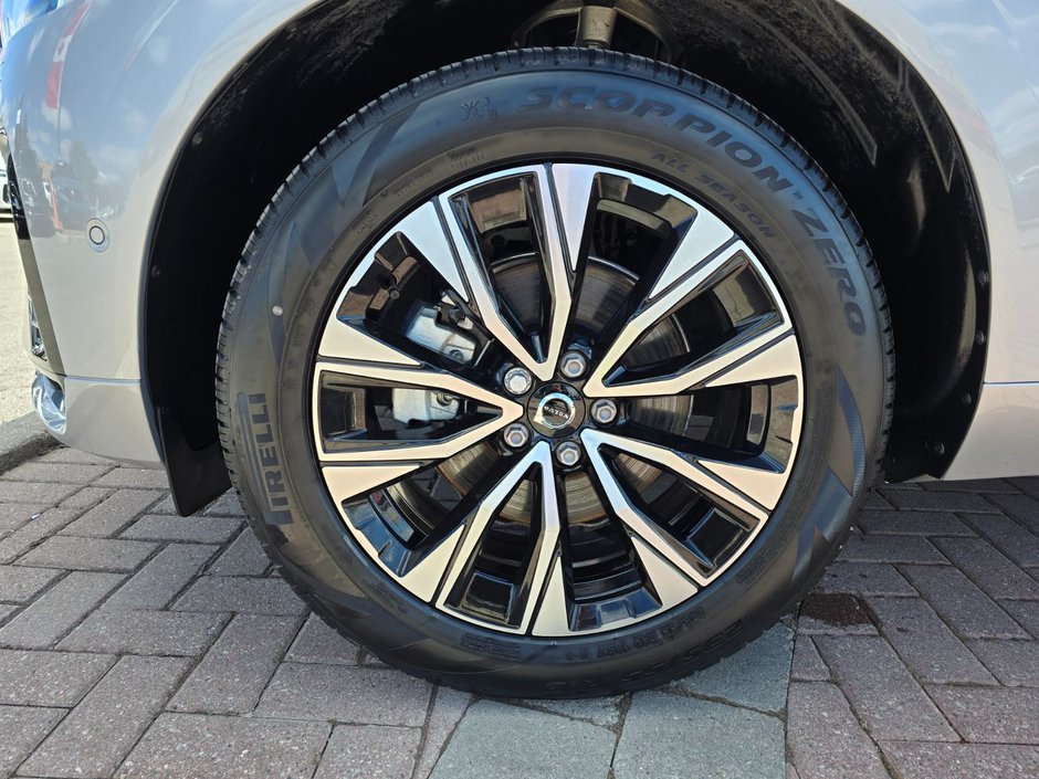 2024 Volvo XC60 PLUS DARK THEME-7