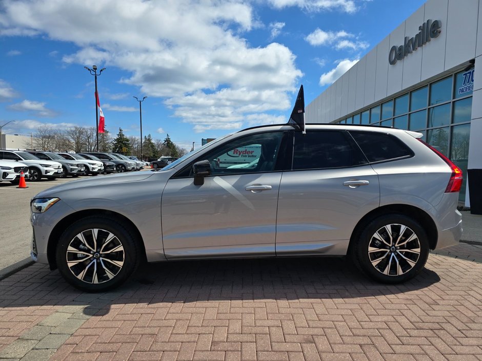 2024 Volvo XC60 PLUS DARK THEME-9