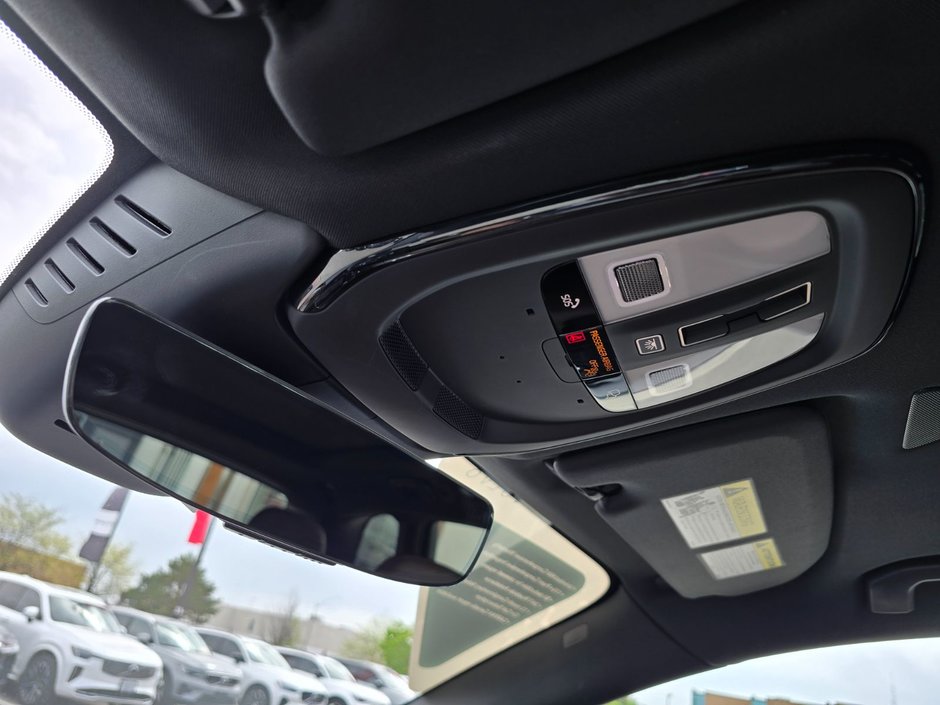 2024 Volvo XC60 PLUS DARK THEME-25
