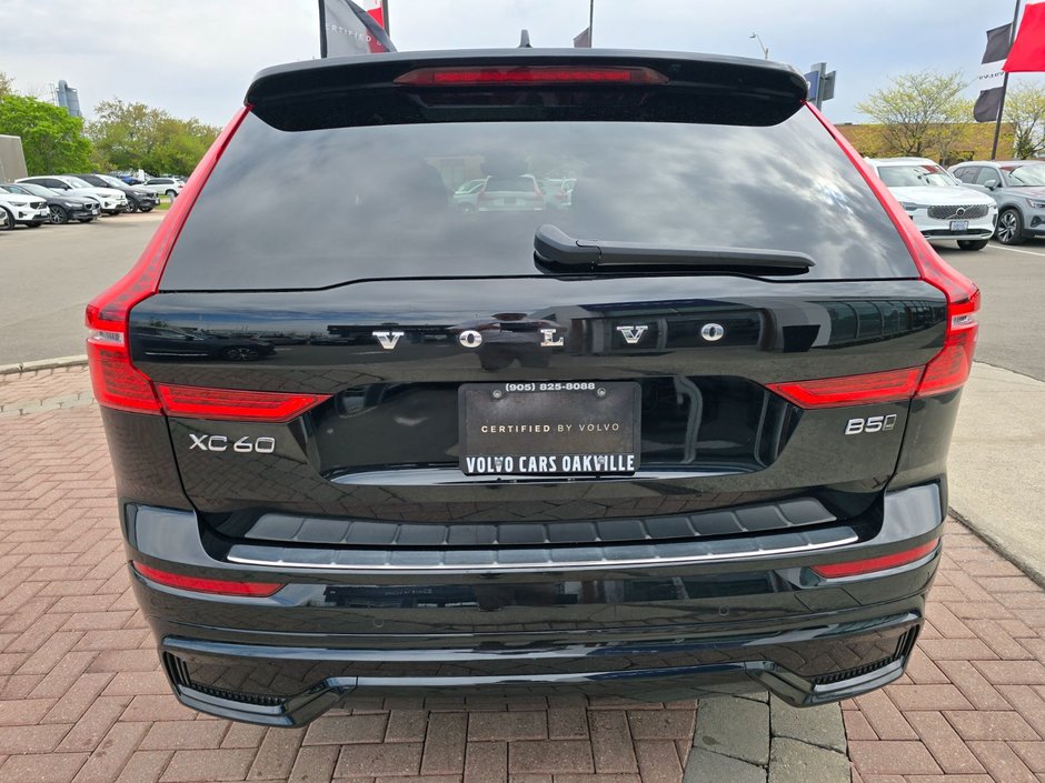 2024 Volvo XC60 PLUS DARK THEME-13