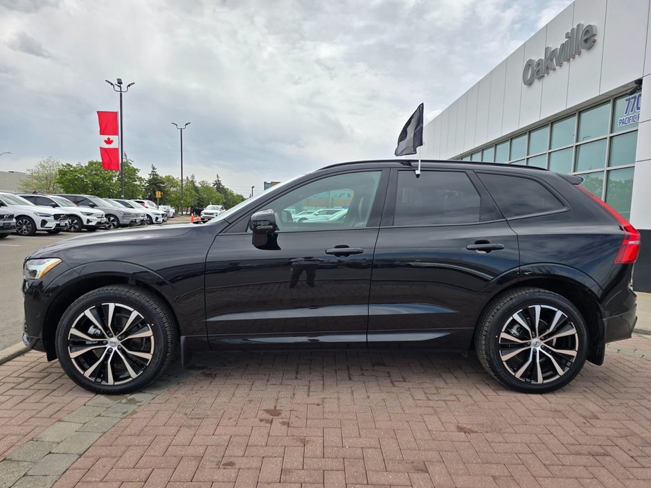 2024 Volvo XC60 PLUS DARK THEME-9