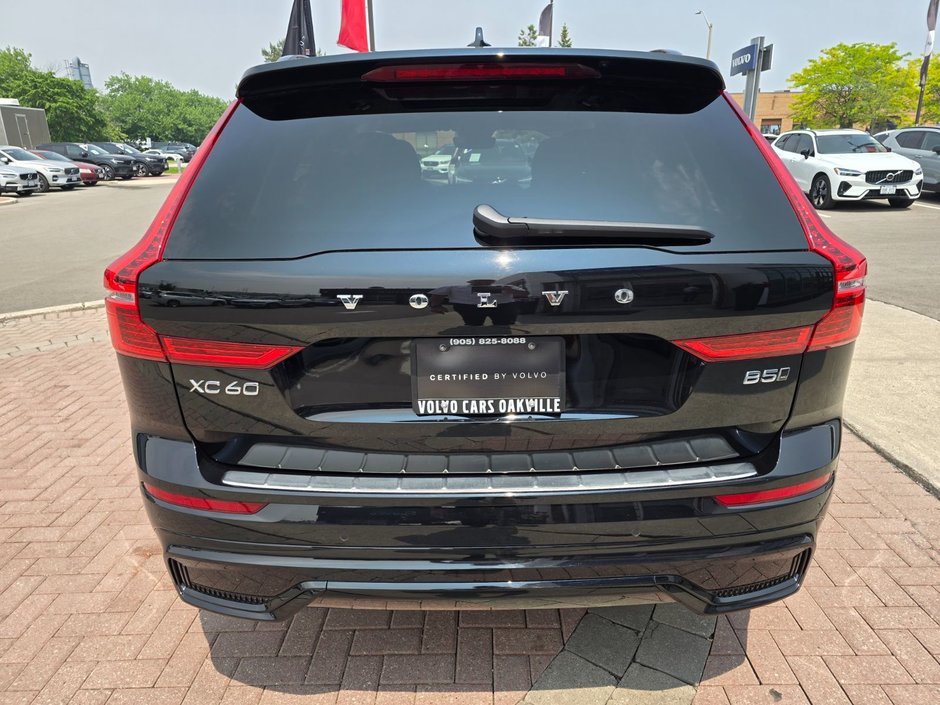2024 Volvo XC60 PLUS DARK THEME-13