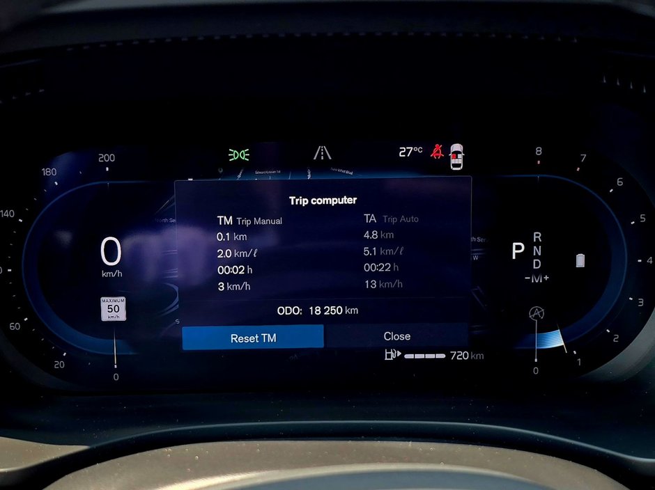 2024 Volvo XC60 PLUS DARK THEME-1
