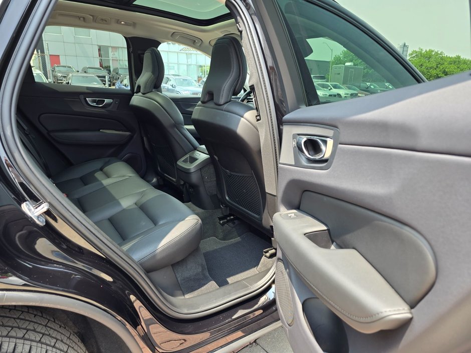 2024 Volvo XC60 PLUS DARK THEME-18