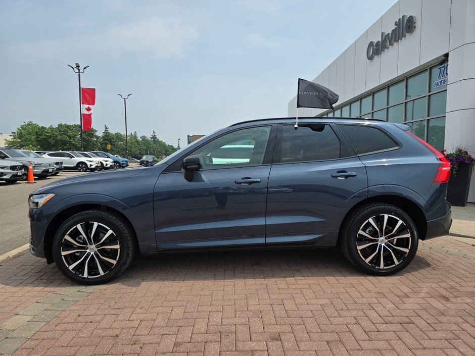 2024 Volvo XC60 PLUS DARK THEME-9