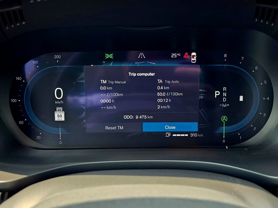 2024 Volvo XC60 PLUS DARK THEME-1