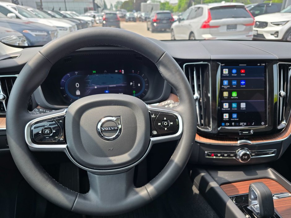 2024 Volvo XC60 PLUS DARK THEME-27