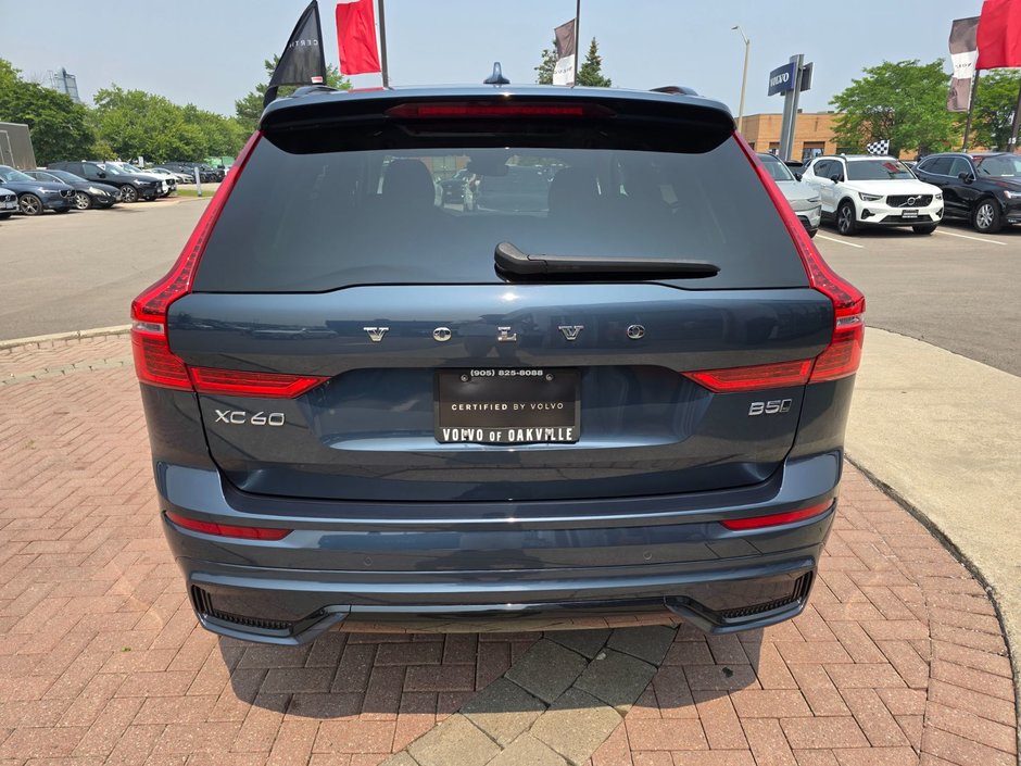 2024 Volvo XC60 CORE DARK THEME-13