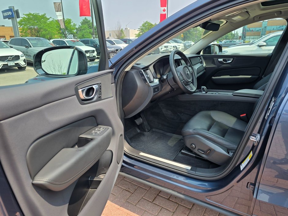 2024 Volvo XC60 CORE DARK THEME-12