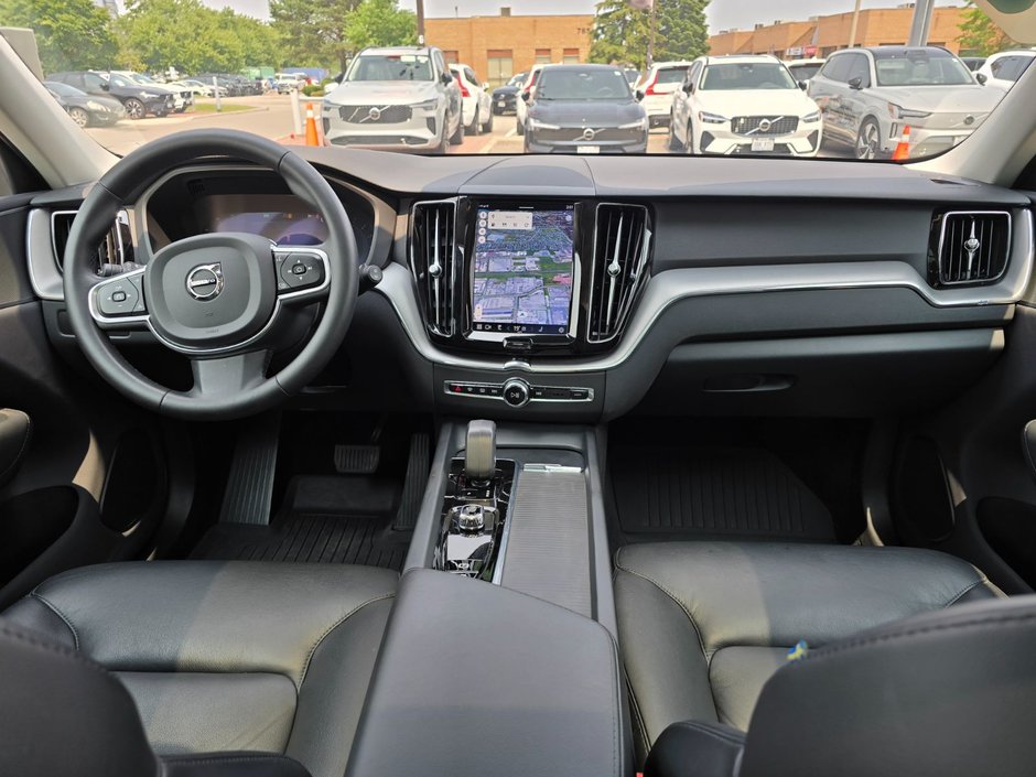 2024 Volvo XC60 CORE DARK THEME-4