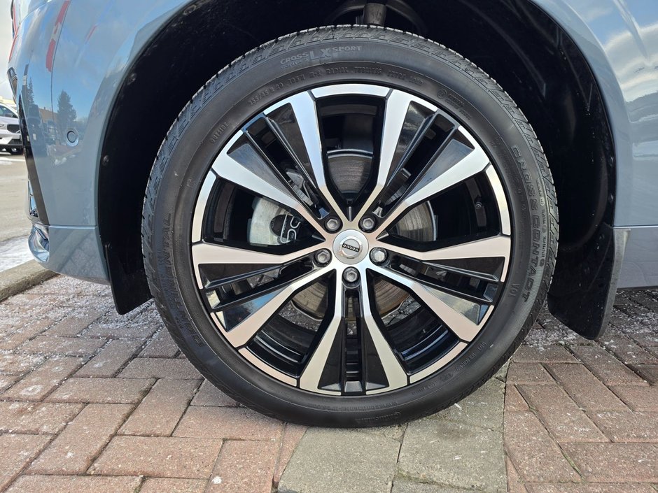 2024 Volvo XC60 ULTIMATE DARK THEME-7