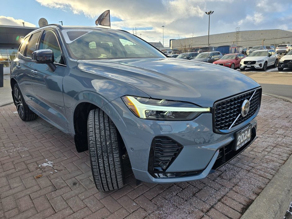 2024 Volvo XC60 ULTIMATE DARK THEME-5