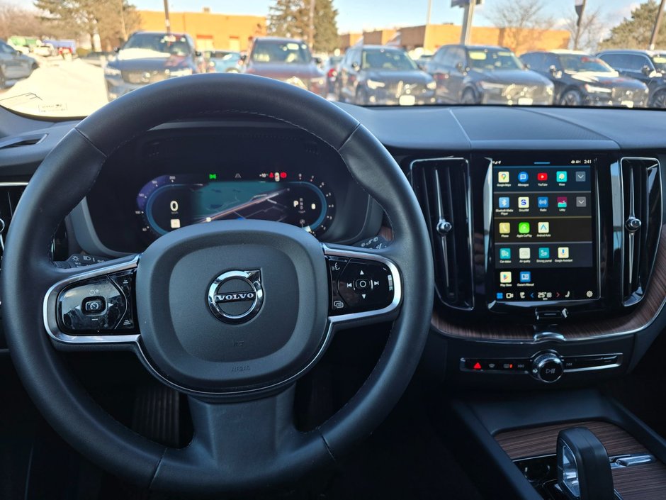 2024 Volvo XC60 PLUS DARK THEME-26