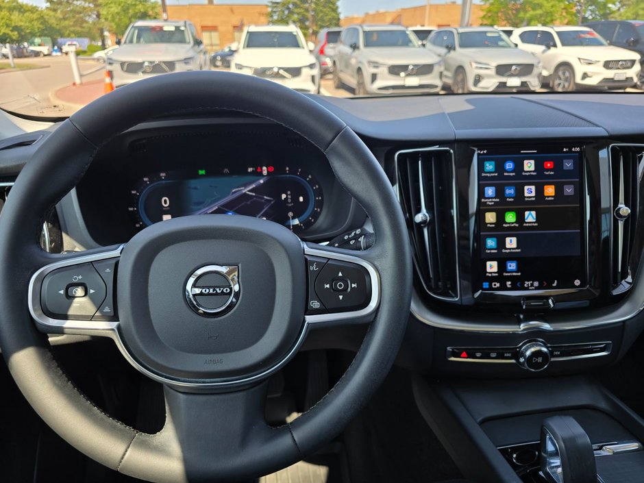 2024 Volvo XC60 CORE DARK THEME-27