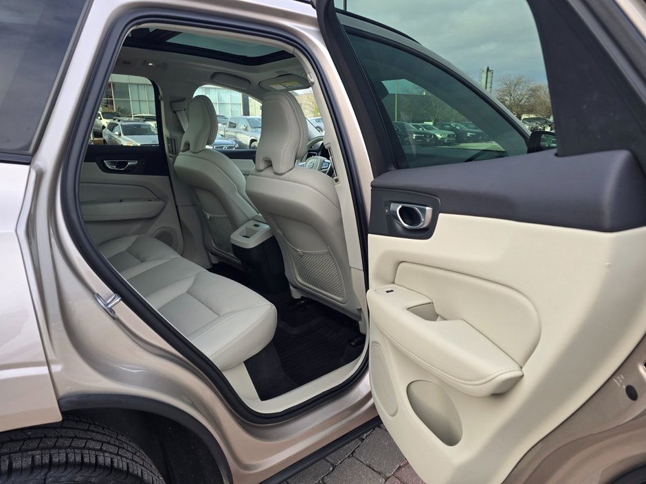 2024 Volvo XC60 PLUS DARK THEME-18