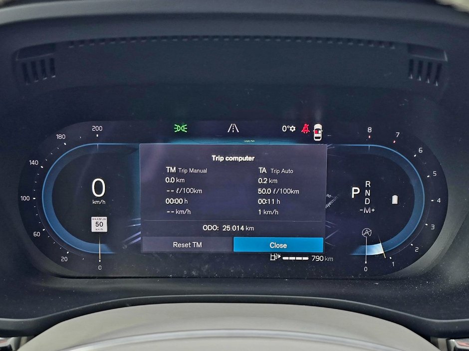 2024 Volvo XC60 PLUS DARK THEME-1