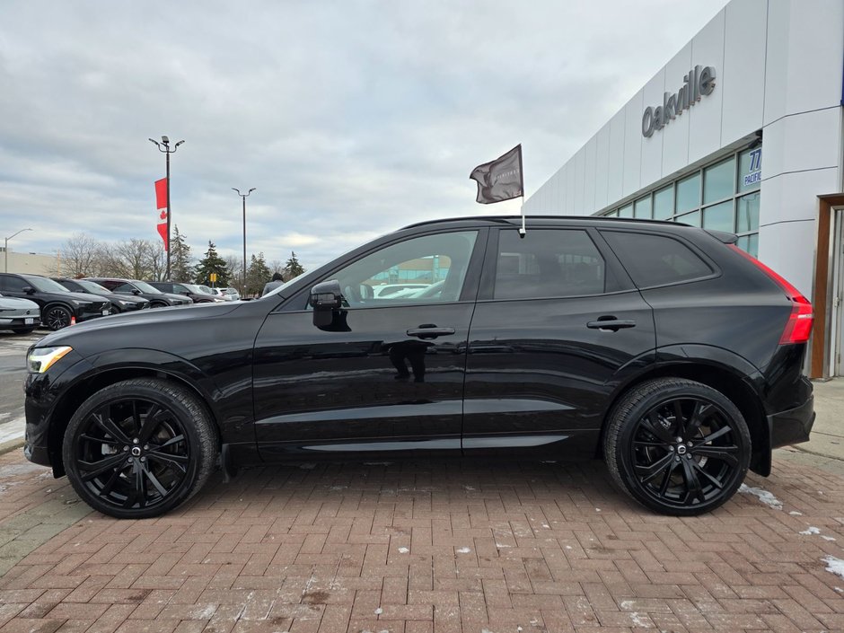 2024 Volvo XC60 ULTIMATE BLACK EDITION-9