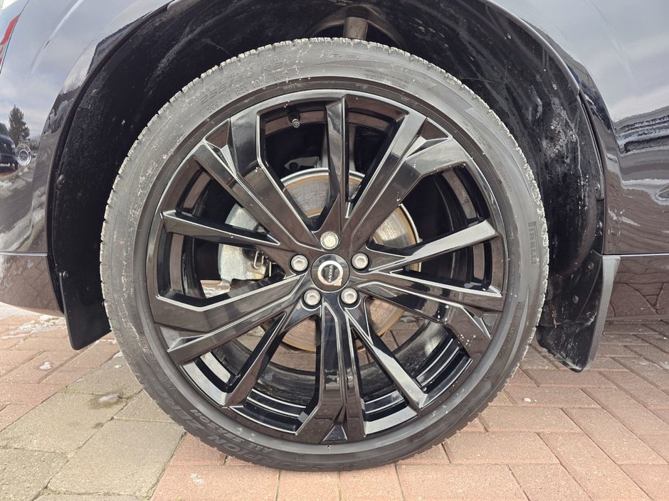 2024 Volvo XC60 ULTIMATE BLACK EDITION-7