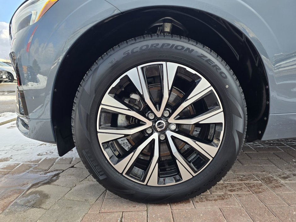 2024 Volvo XC60 CORE DARK THEME-7