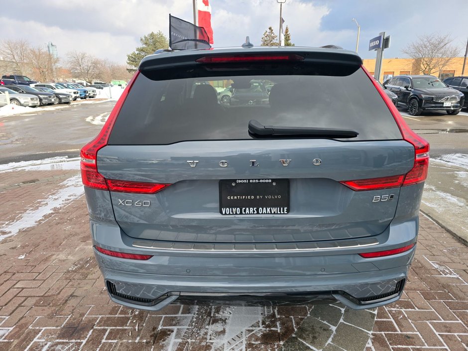 2024 Volvo XC60 CORE DARK THEME-13