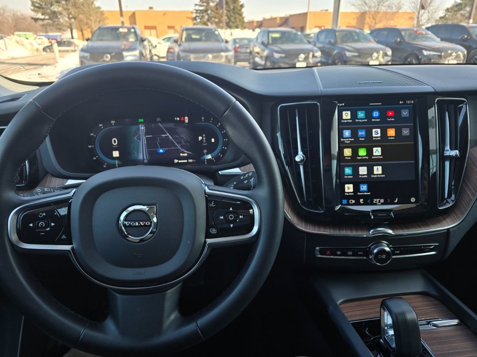 2024 Volvo XC60 PLUS DARK THEME-27