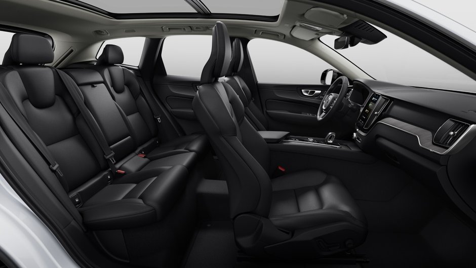 2025 Volvo XC60 Plus-10