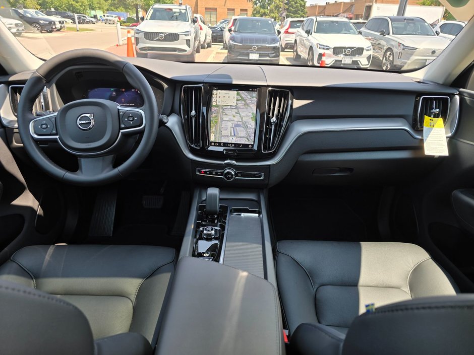 2025 Volvo XC60 CORE DARK THEME-4
