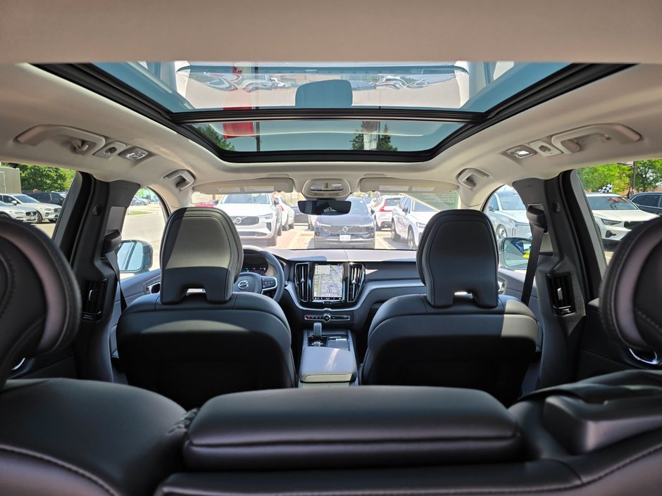 2025 Volvo XC60 CORE DARK THEME-6