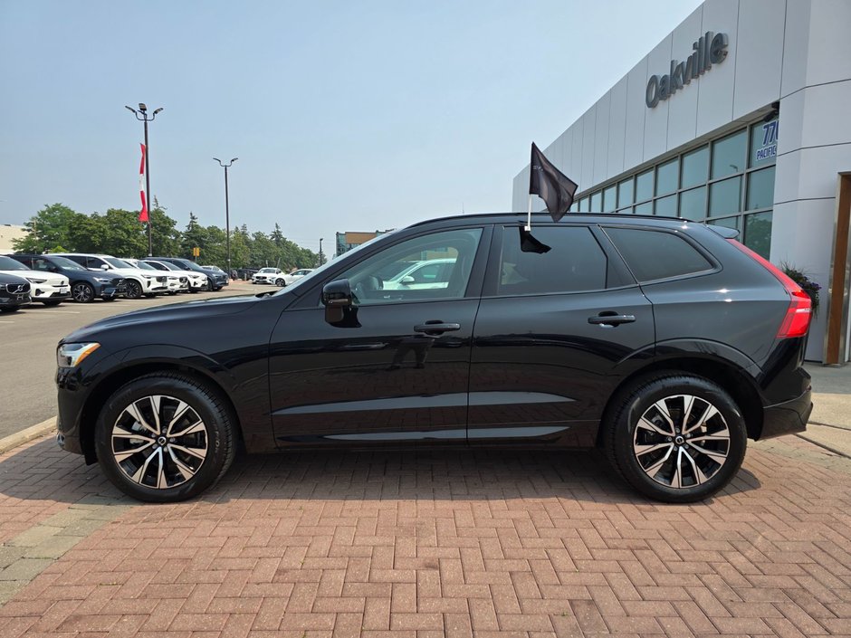 2025 Volvo XC60 CORE DARK THEME-9