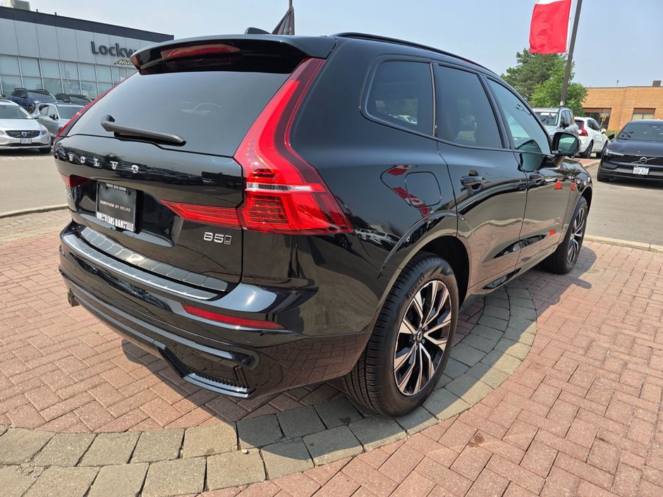 2025 Volvo XC60 CORE DARK THEME-14