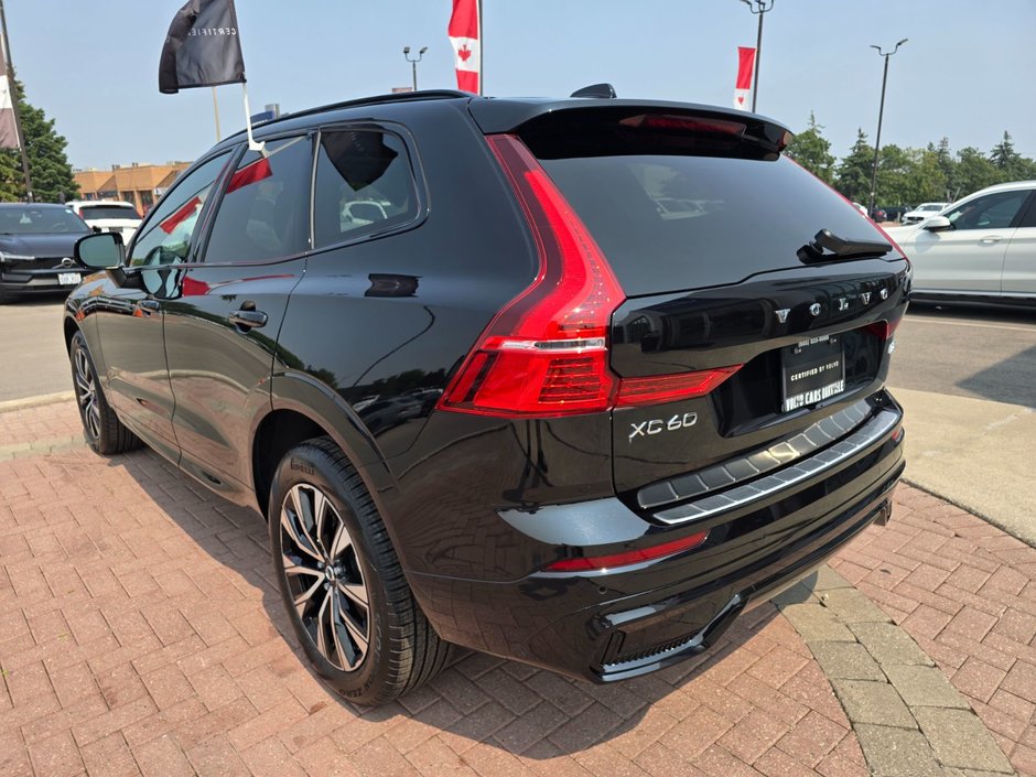 2025 Volvo XC60 CORE DARK THEME-11