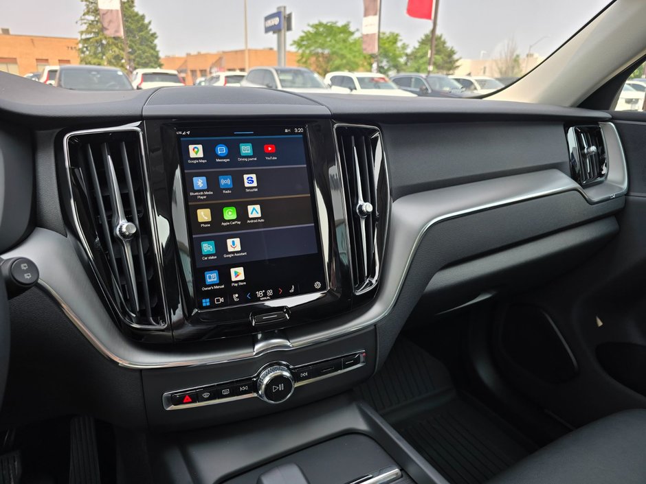 2025 Volvo XC60 CORE DARK THEME-27
