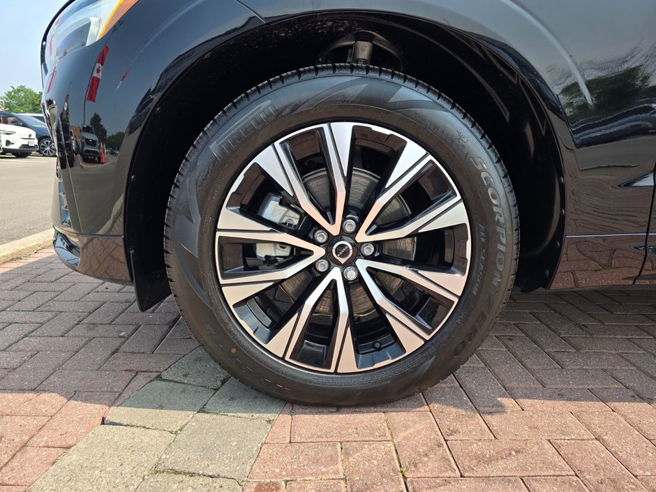 2025 Volvo XC60 CORE DARK THEME-7