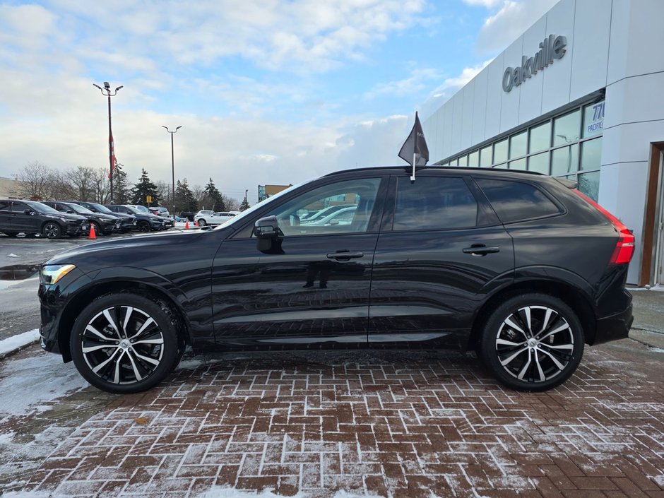 2025 Volvo XC60 PLUS DARK THEME-9