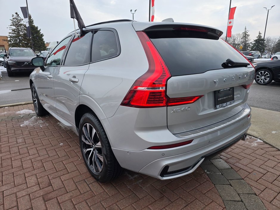 2025 Volvo XC60 PLUS DARK THEME-11