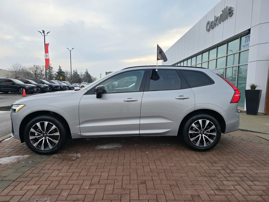 2025 Volvo XC60 PLUS DARK THEME-9