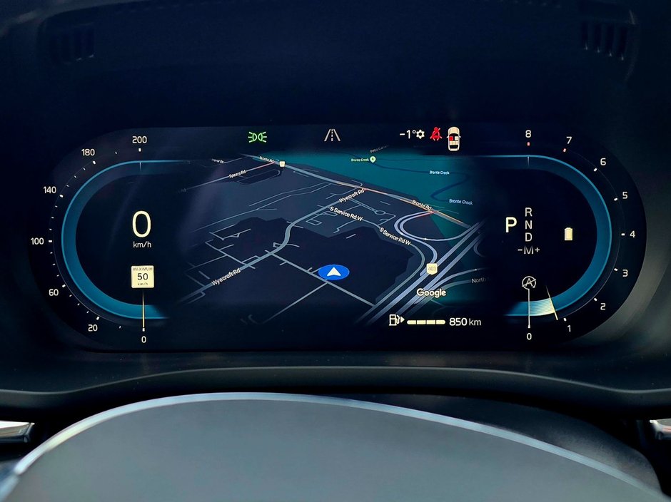 2025 Volvo XC60 PLUS DARK THEME-26