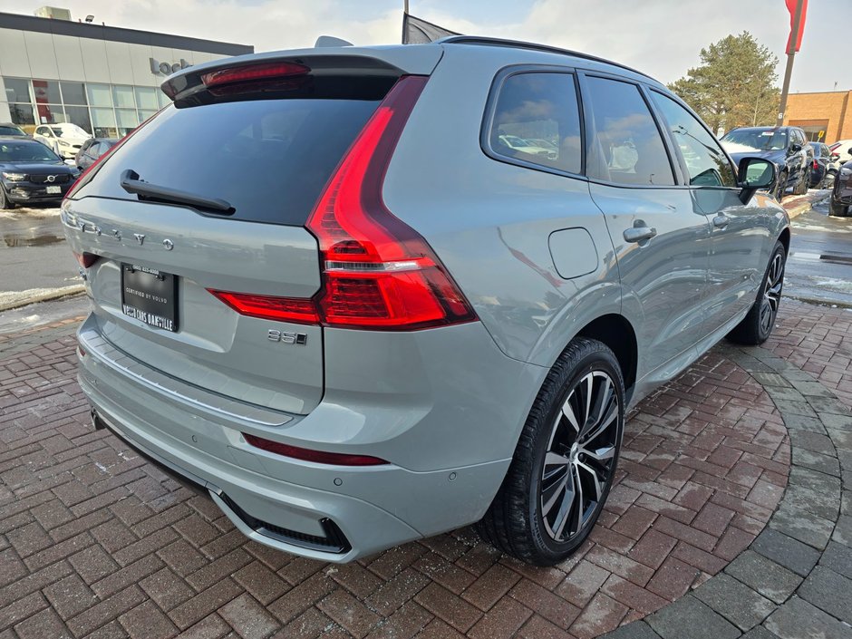 2025 Volvo XC60 PLUS DARK THEME-14
