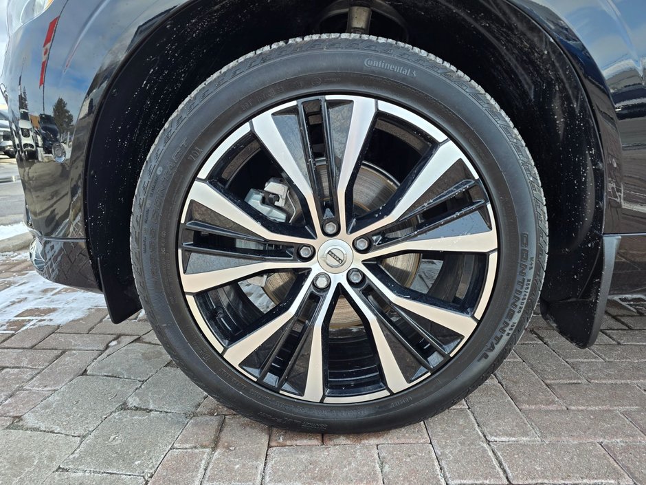 2025 Volvo XC60 ULTRA DARK THEME-7