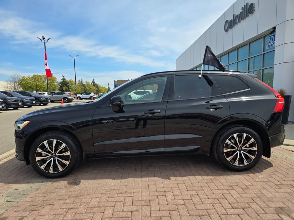 2025 Volvo XC60 PLUS DARK THEME-9
