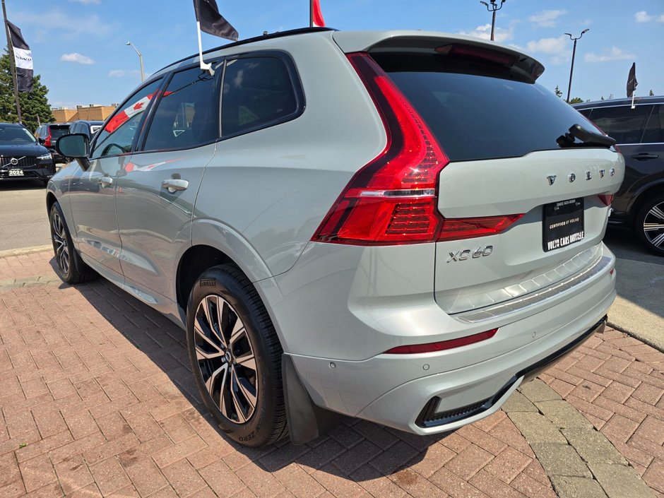 2025 Volvo XC60 PLUS DARK THEME-11