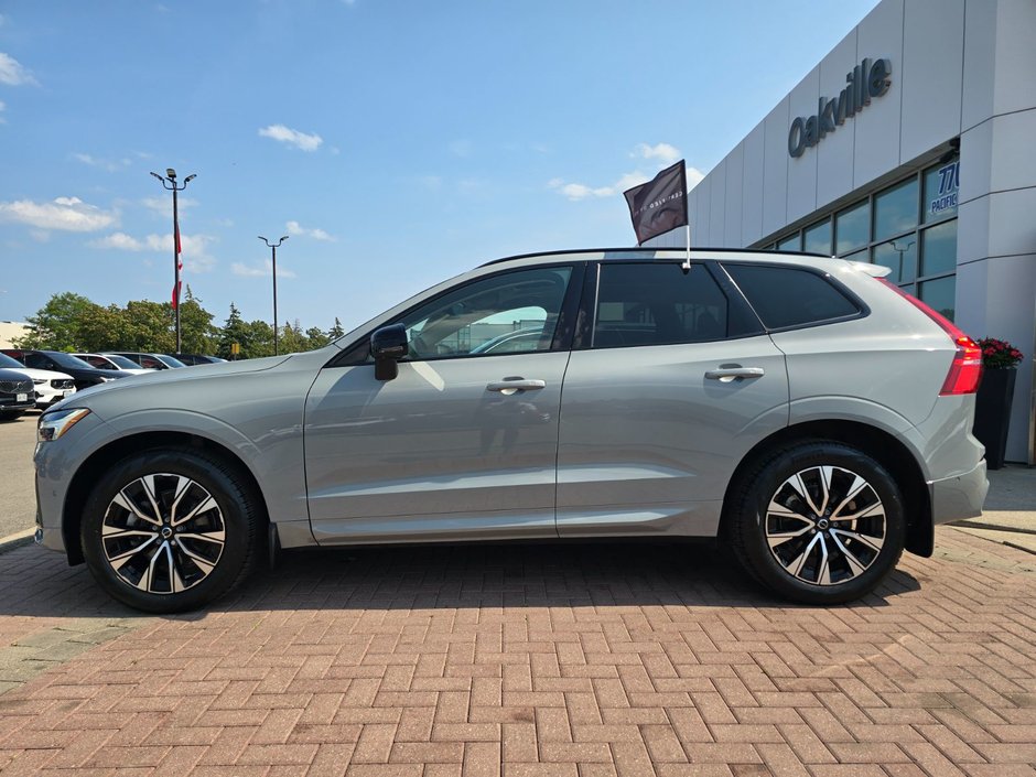 2025 Volvo XC60 PLUS DARK THEME-9