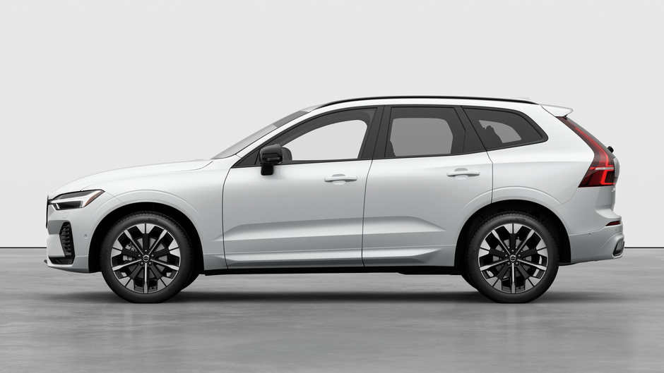 2026 Volvo XC60 Plus-7