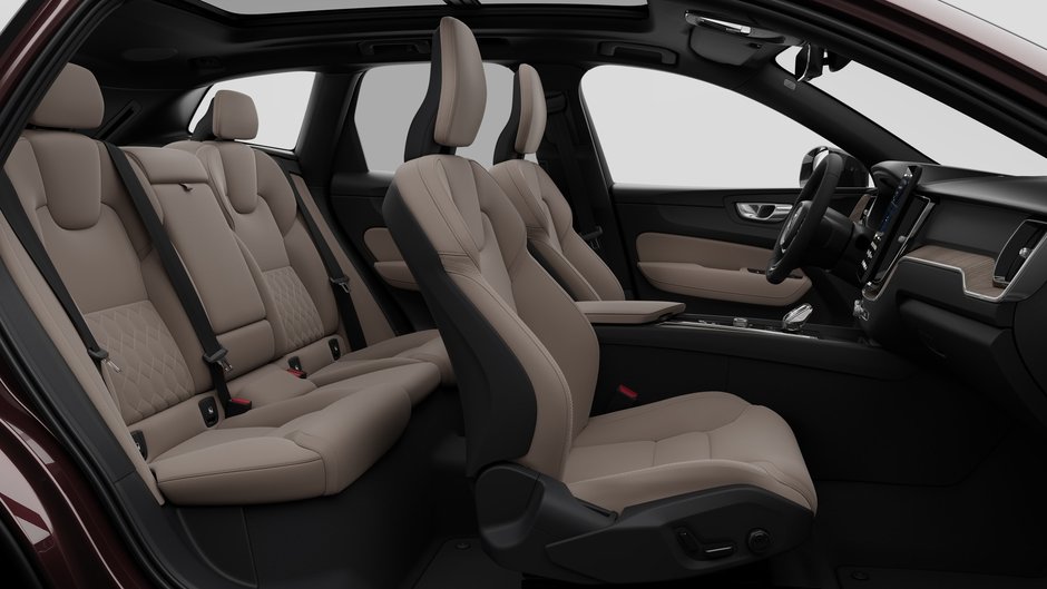 2027 Volvo XC60 Plus (Dark Theme)-12