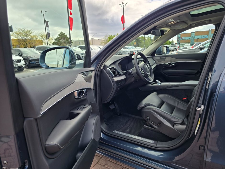 2025 Volvo XC90 PLUG-IN HYBRID ULTRA BRIGHT THEME-12