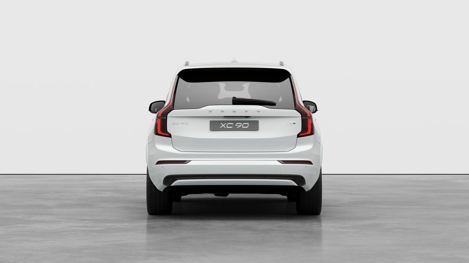 2026 Volvo XC90 PLUG-IN HYBRID Plus 7-Seater (Dark Theme)-5